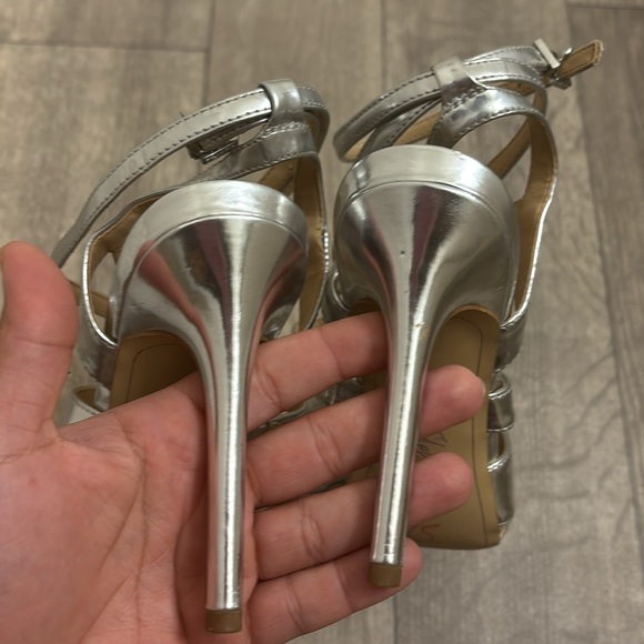 Silver Sam Edelman strappy heels 6 - Picture 3 of 14
